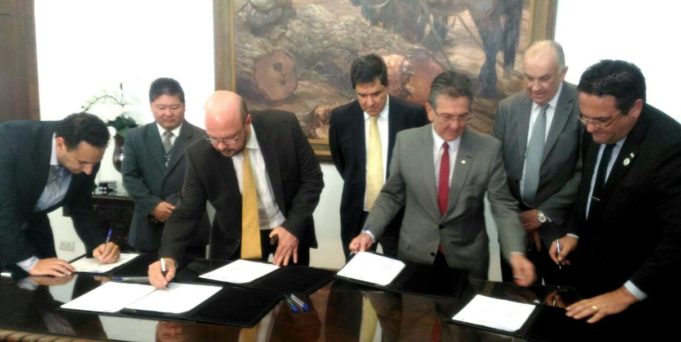 UFPR participa de rede que integra universidades públicas, privadas e institutos para o desenvolvimento da inovação e da tecnologia