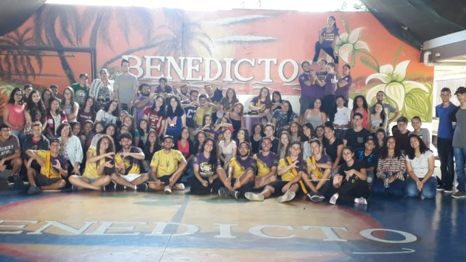 C7 Nas Escolas faz abertura das atividades de 2019 com a presença da bateria e cheer