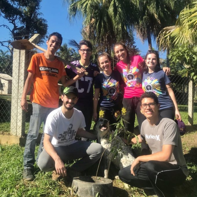 Cervejada do C7 realiza plantio de árvores para compensação ambiental da última edição do evento. Confira!