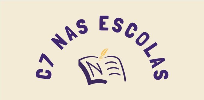 Alunos do cursinho solidário C7 nas escolas comemoram aprovação no Vestibular UFPR